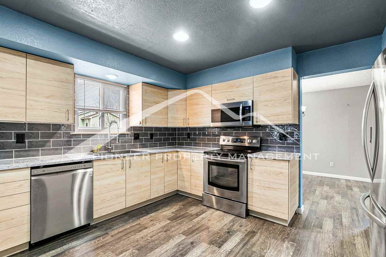 1244 W 133rd Cir - Photo 3 of 15