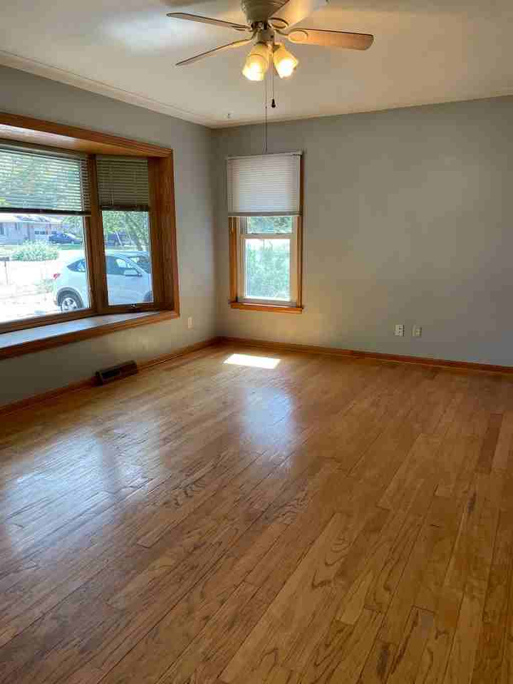 5675 Juanita Dr Se - Photo 4 of 19