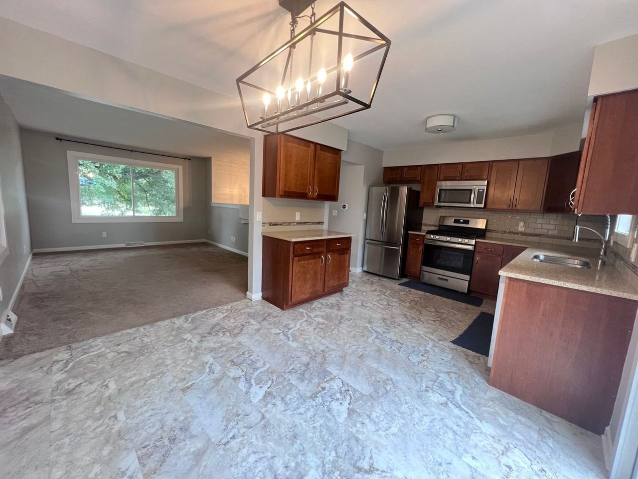 3003 Winesap Dr Ne - Photo 4 of 23