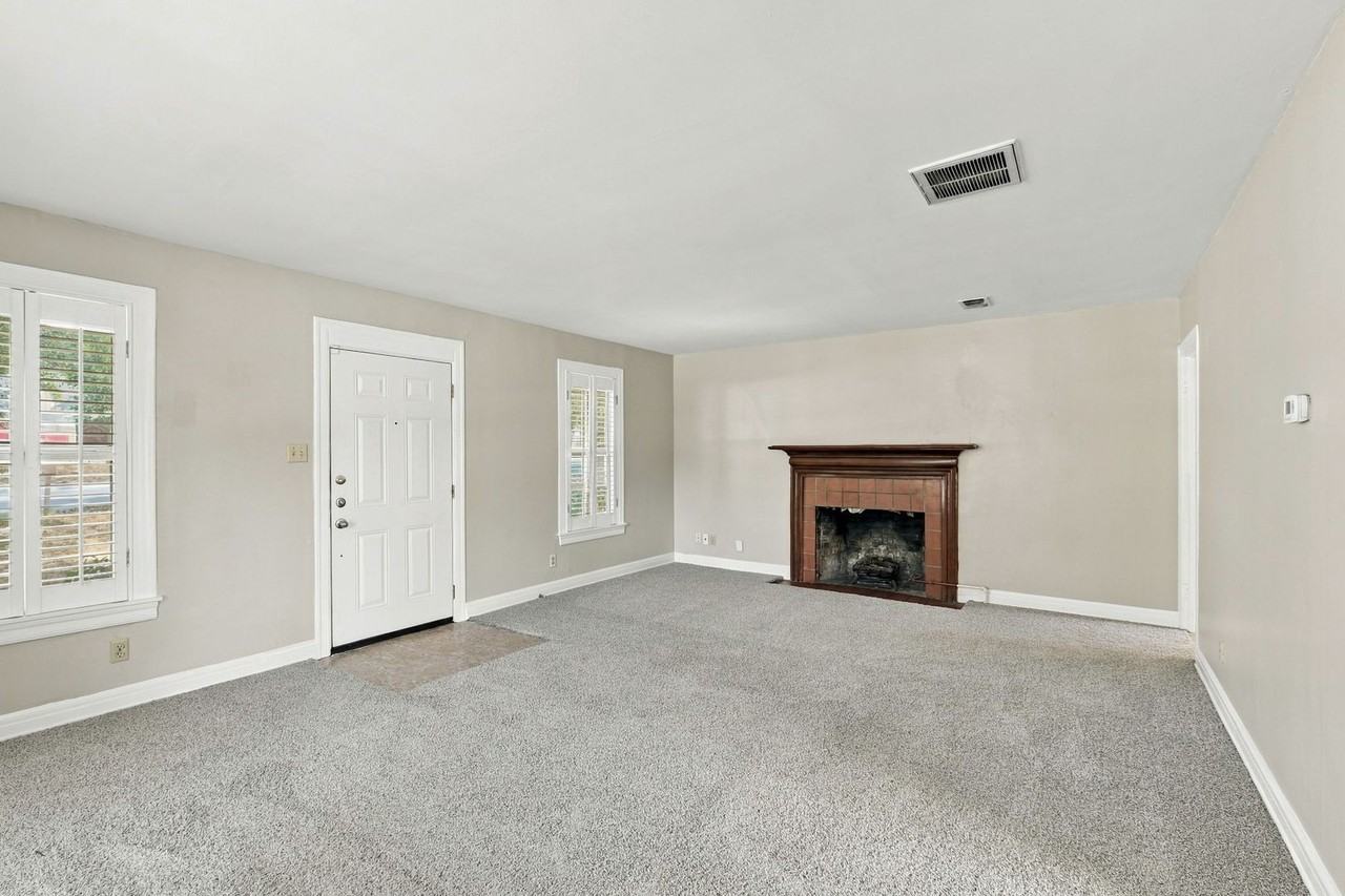 2303 Kinney Rd - Photo 3 of 16