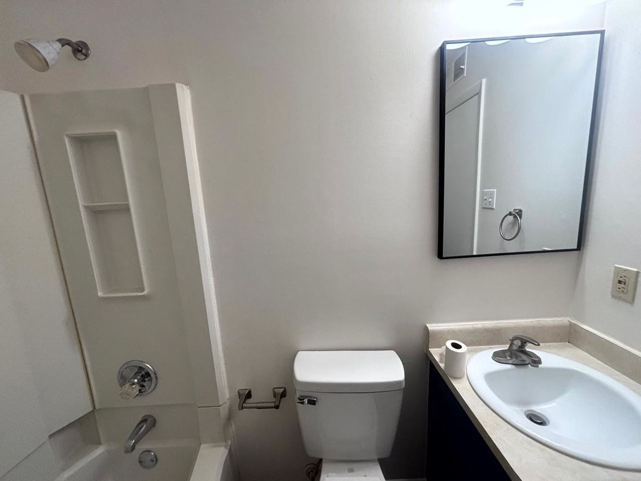 1000 Madiera Ct - Photo 6 of 12