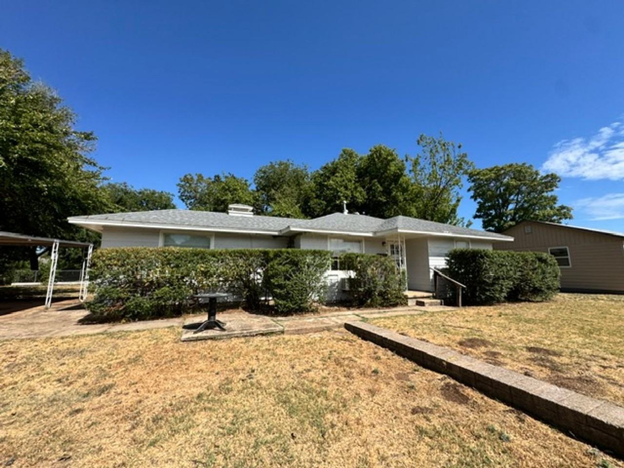 19 Birch Ave - Photo 4 of 21