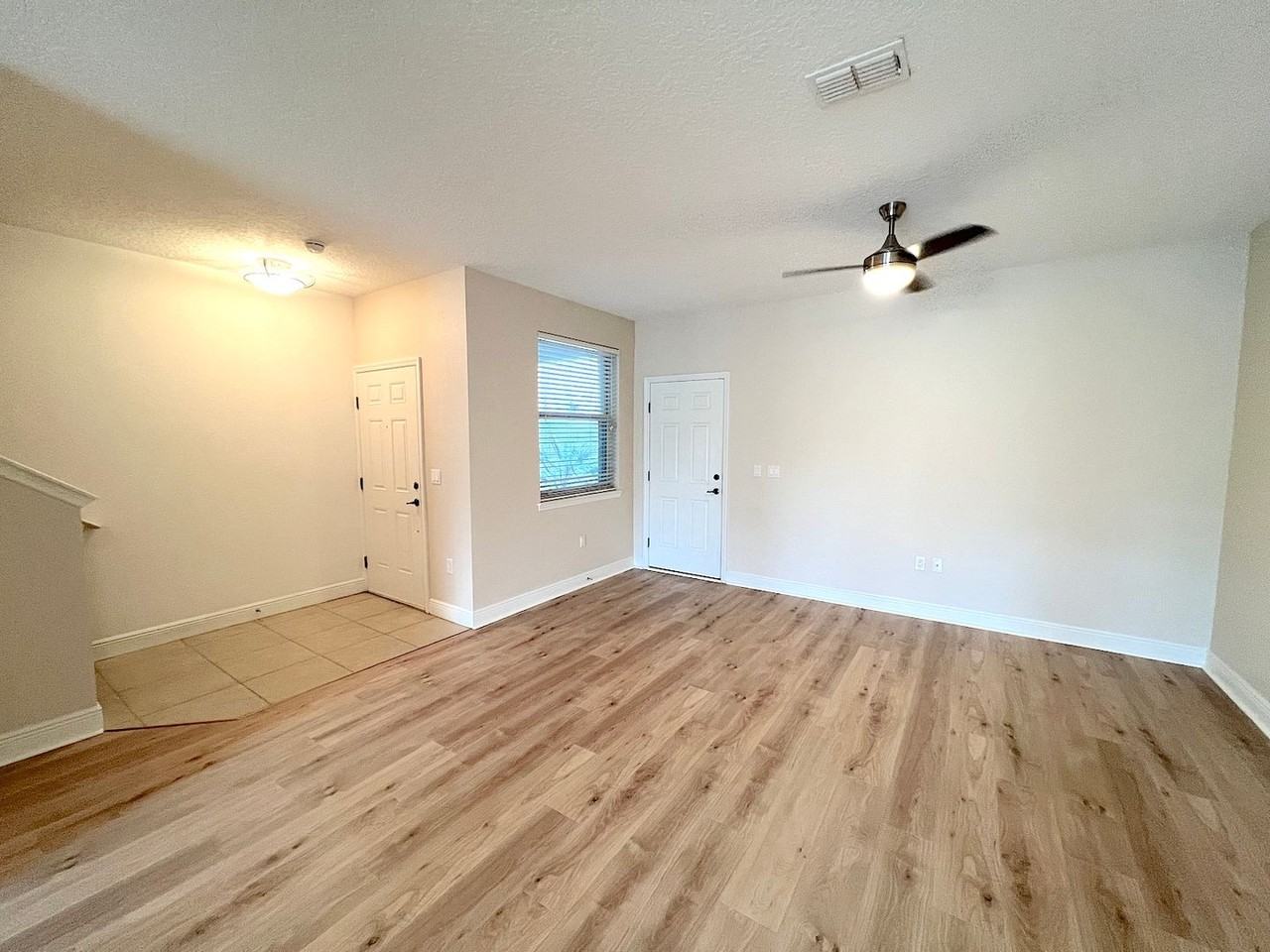 190 Riverview Bnd S - Photo 6 of 50