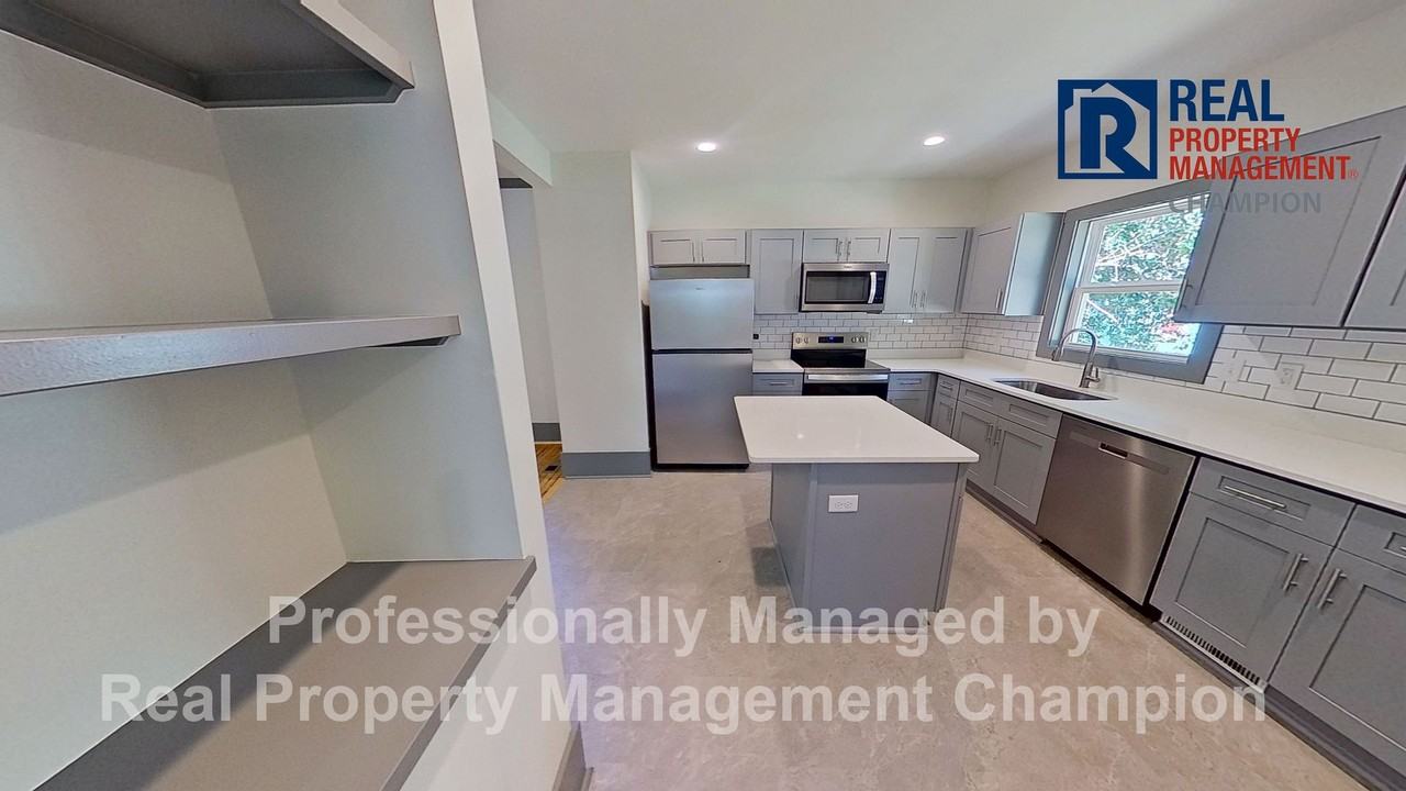 803 S 7th St - Photo 5 of 15