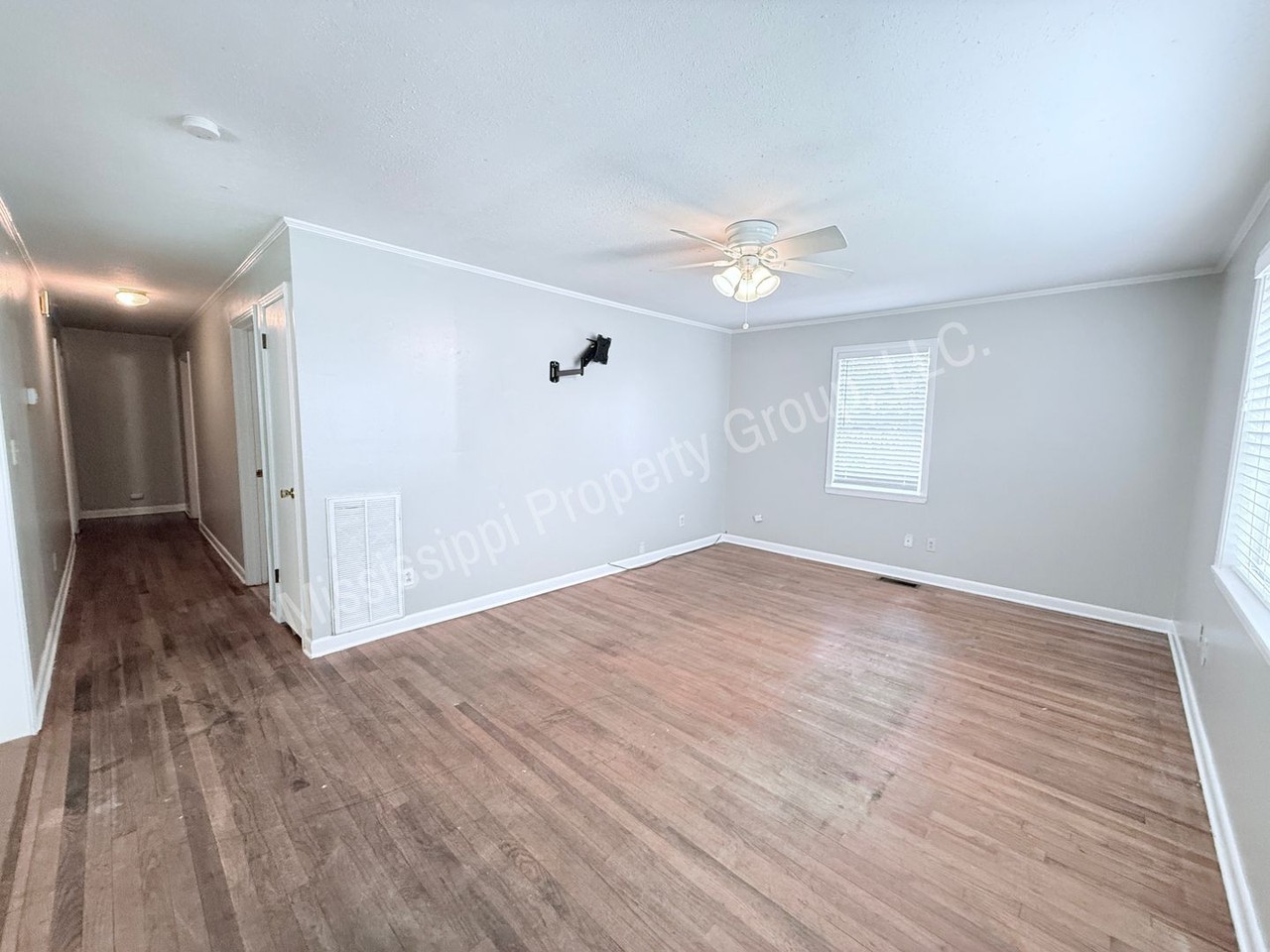 1203 S 14th St - Photo 2 of 21