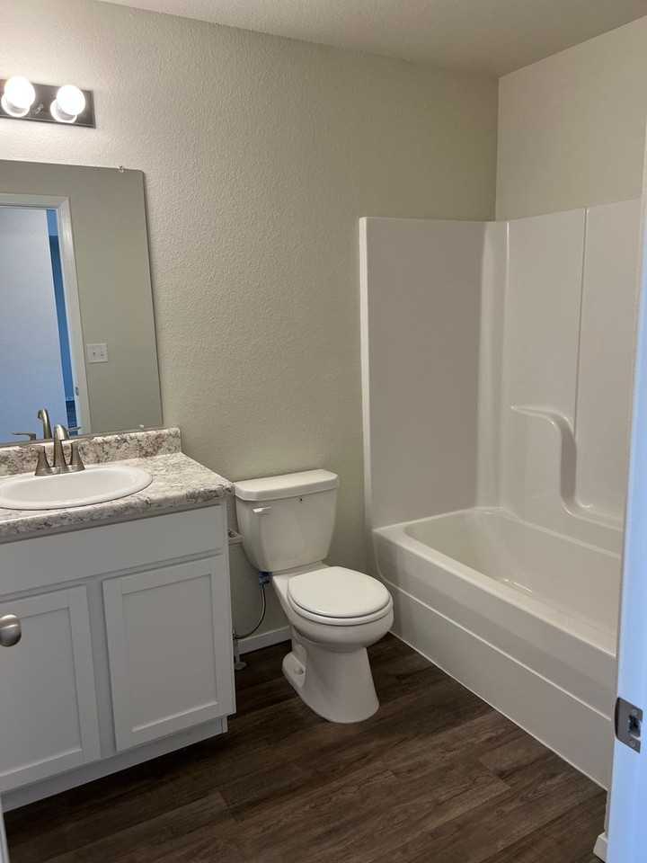 812 W Tanner Dr - Photo 6 of 14