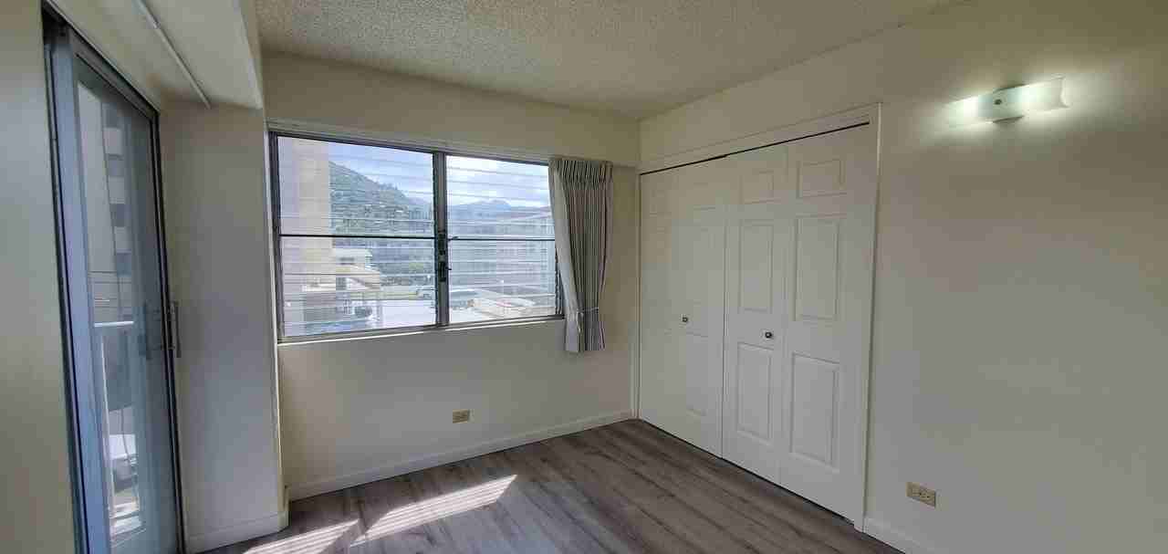 1635 Dole St #302 - Photo 3 of 13