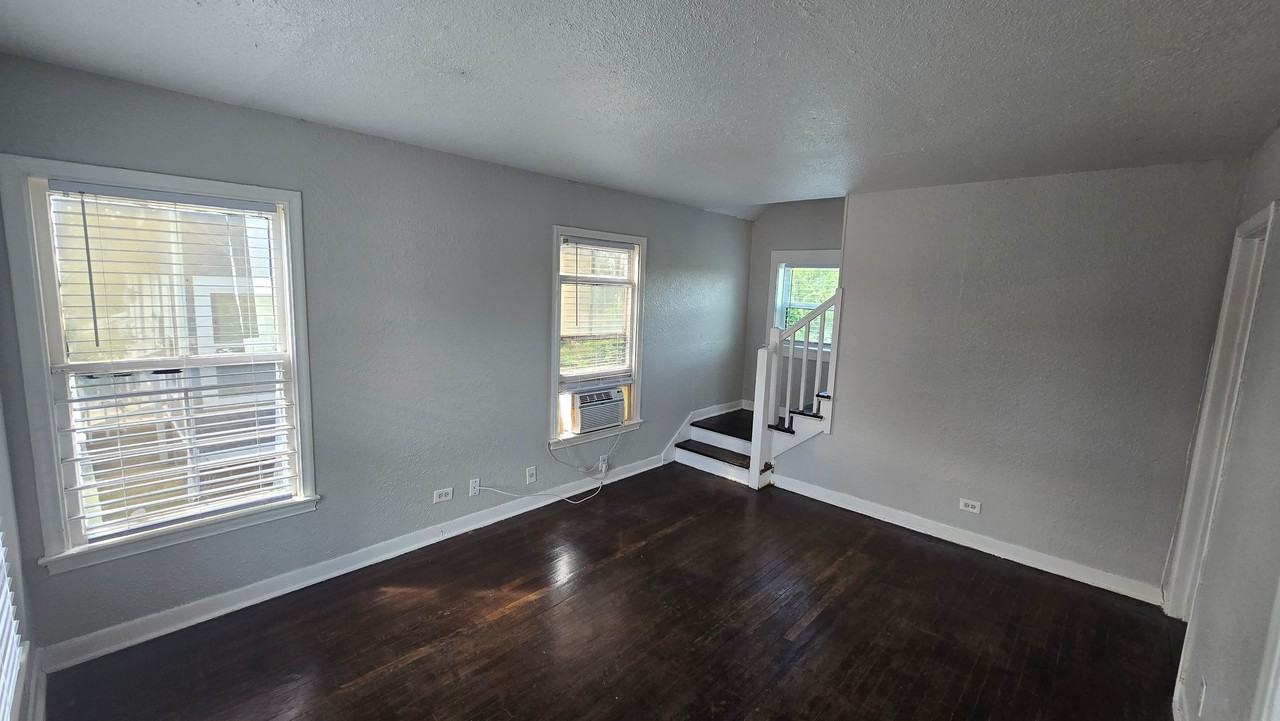 407/409 Natalen Avenue - Photo 7 of 33