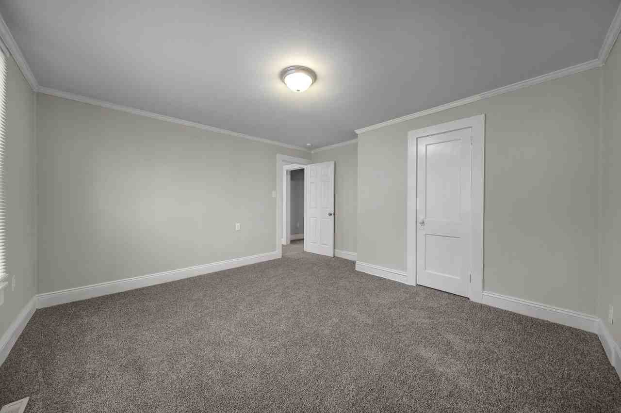 307 Rice St - Photo 6 of 13