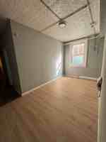 featured image of 425 W Turner St
