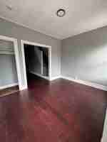 featured image of 844 N 7th St