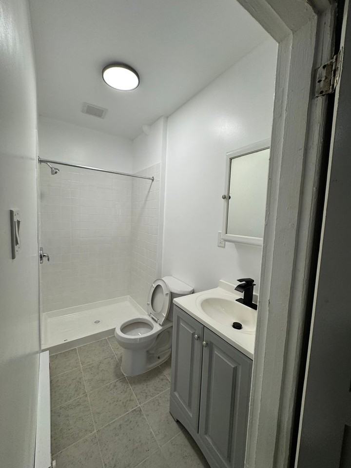 844 N 7th St - Photo 6 of 7