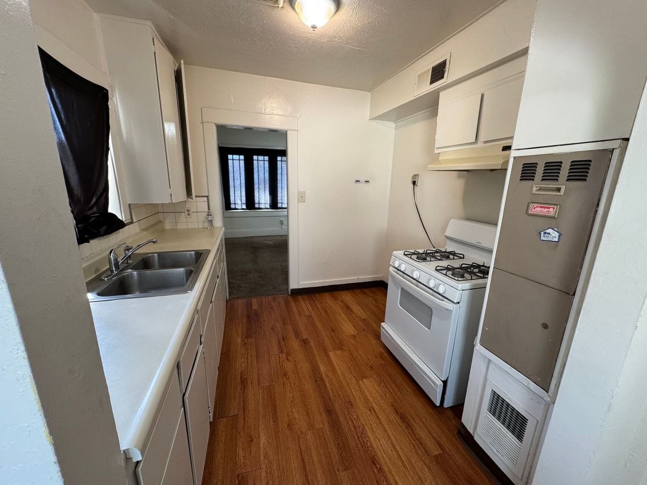 2722 A St - Photo 3 of 6