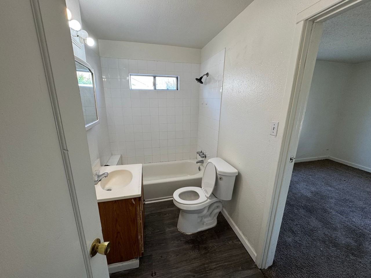 2722 A St - Photo 5 of 6