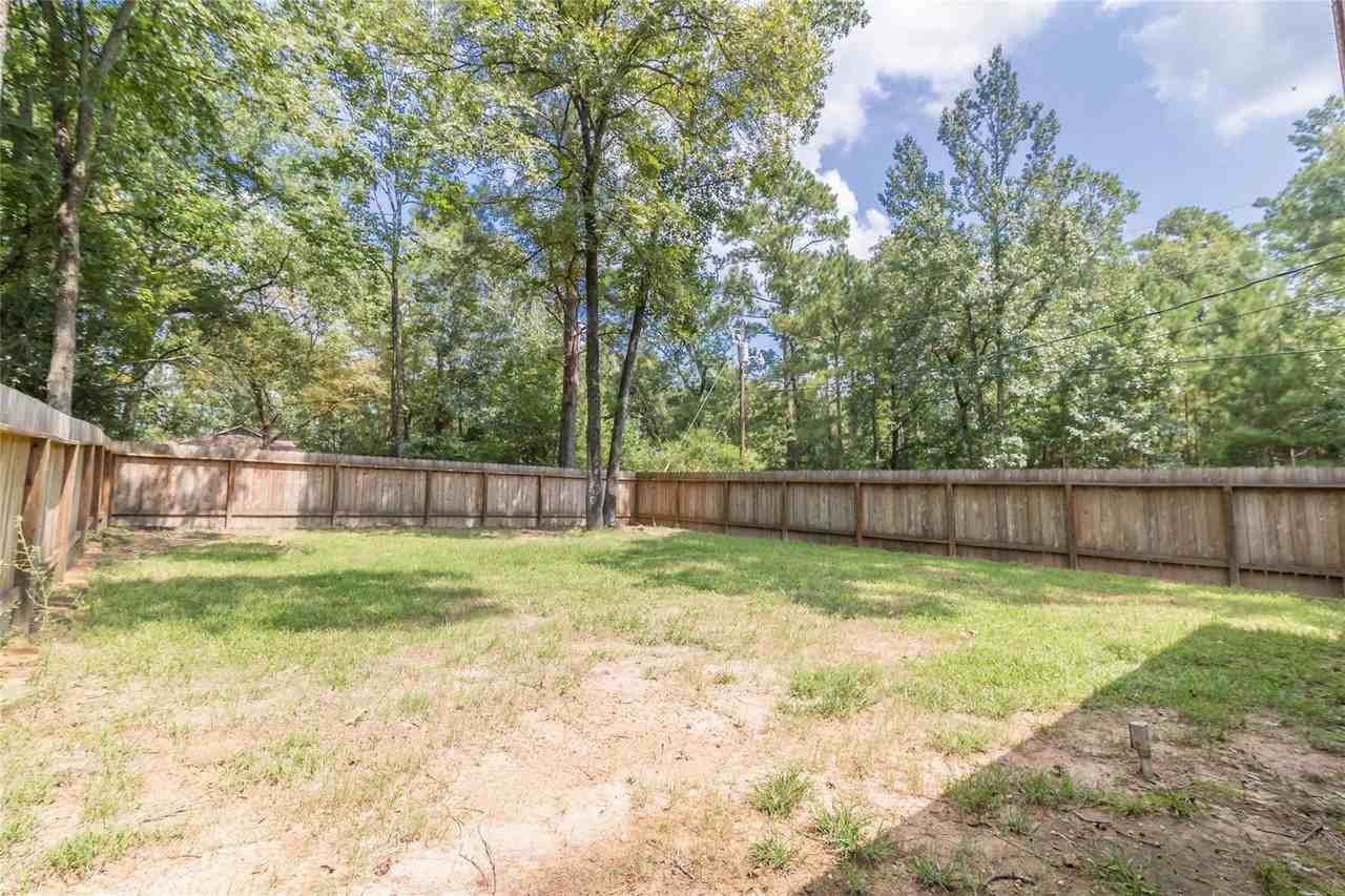 10755 Royal York Dr - Photo 4 of 22