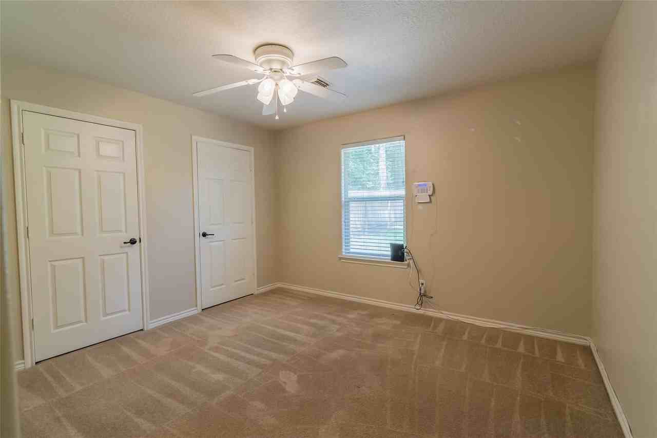10755 Royal York Dr - Photo 5 of 22