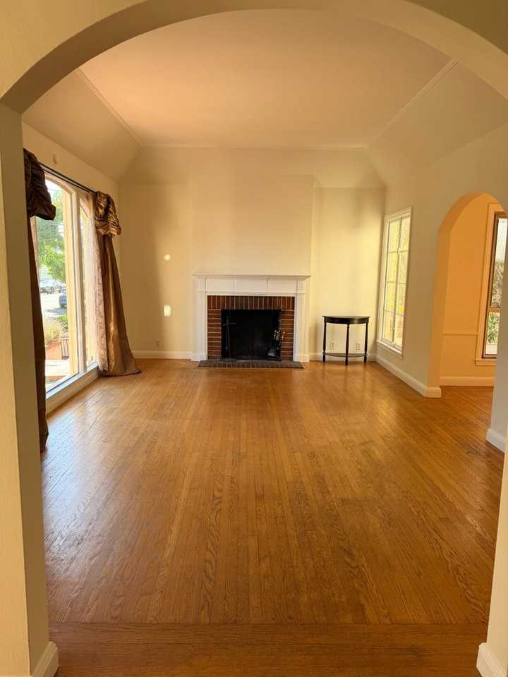 331 Adams St - Photo 3 of 14