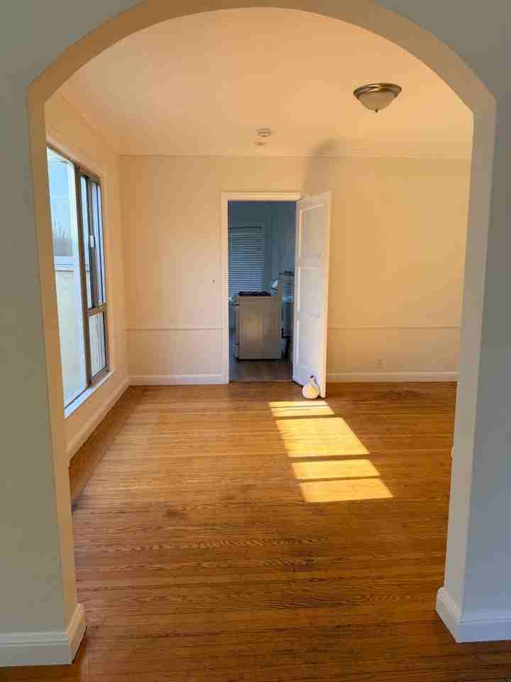 331 Adams St - Photo 4 of 14