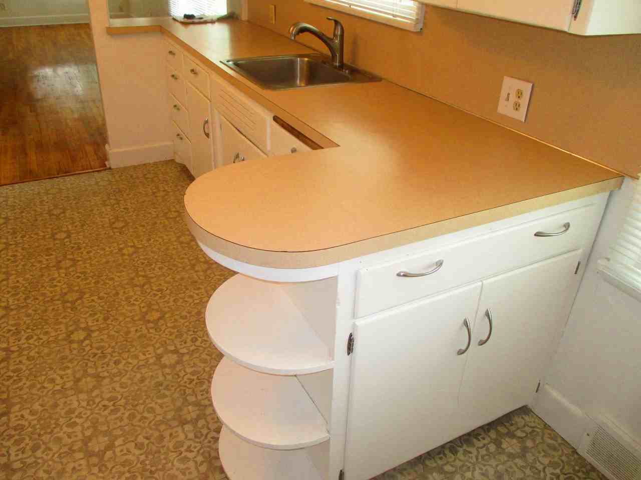 903 5th Ave Nw - Photo 5 of 15