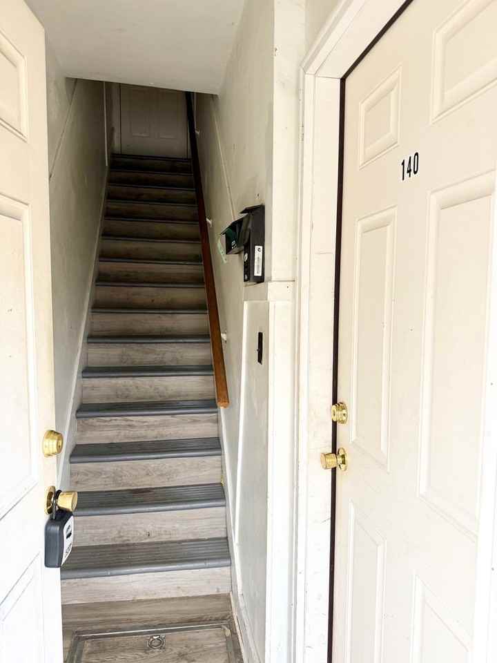 138 York St - Photo 3 of 12