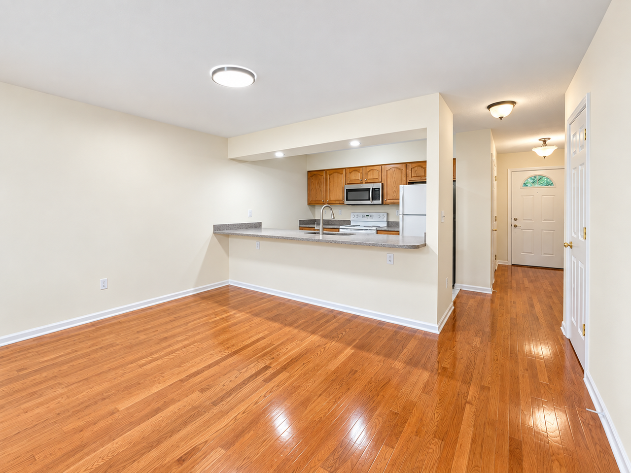 4041 Dalt Dr - Photo 5 of 16