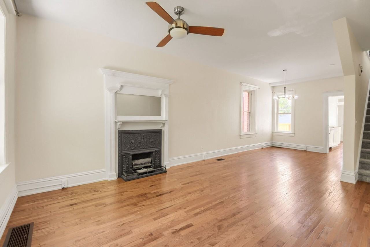2073 N Emerson St - Photo 3 of 24