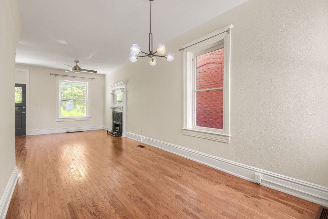 2073 N Emerson St - Photo 5 of 24