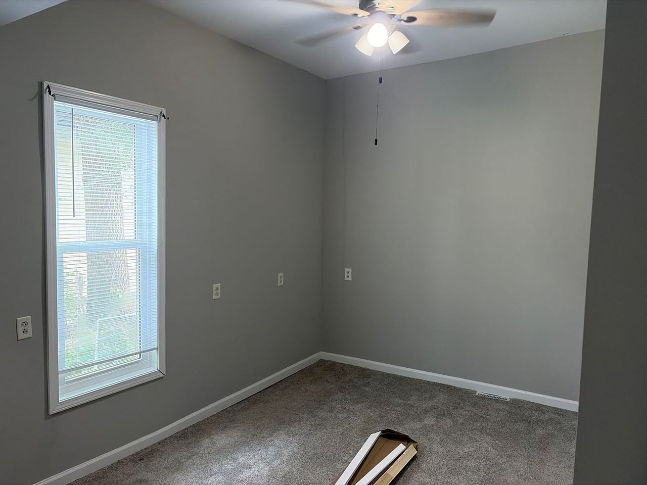 706 W Walnut St - Photo 4 of 25