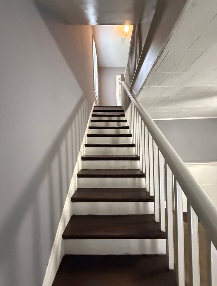 1314 Apple St - Photo 5 of 9
