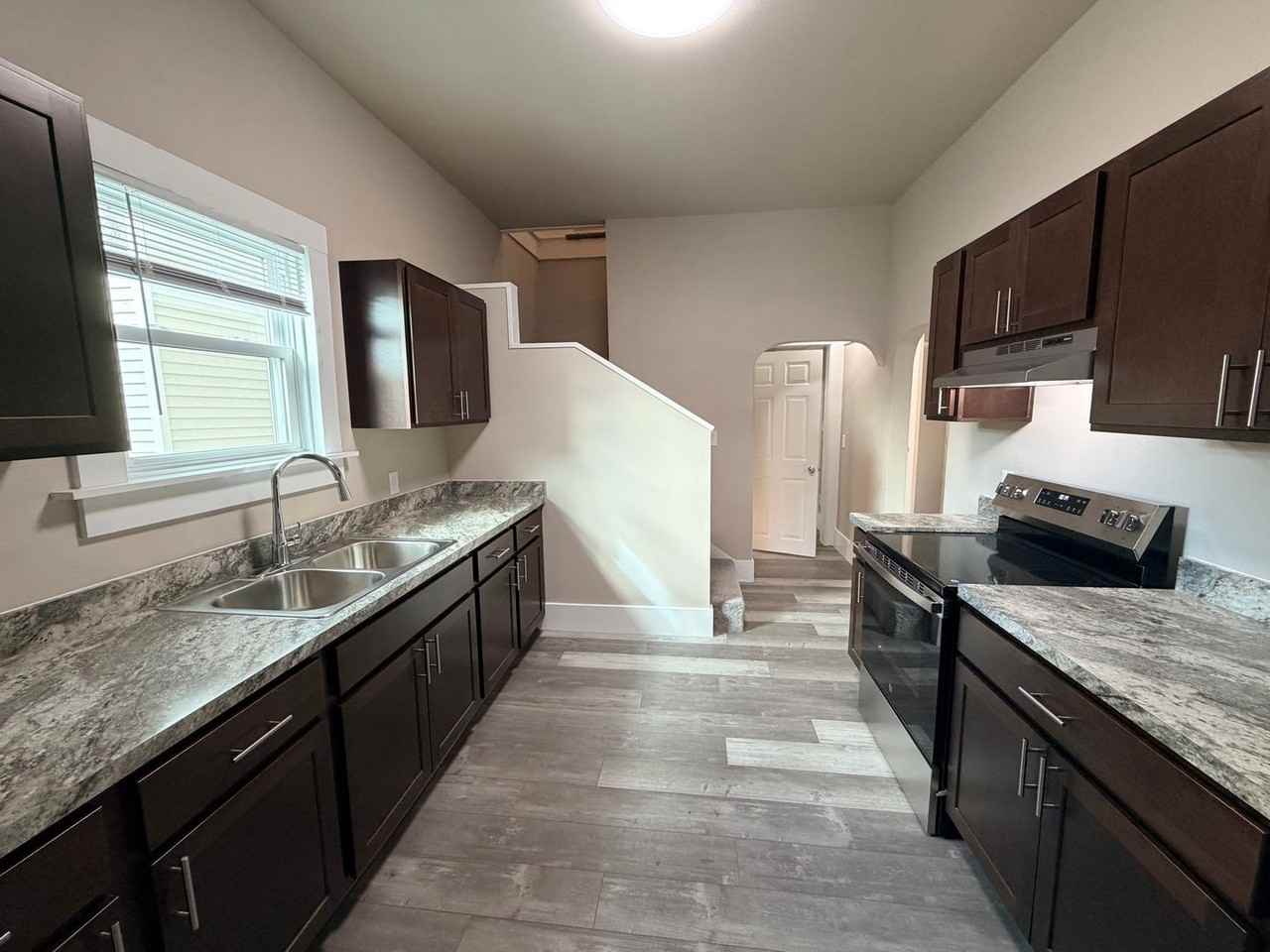 2040 N 28th St - Photo 7 of 30