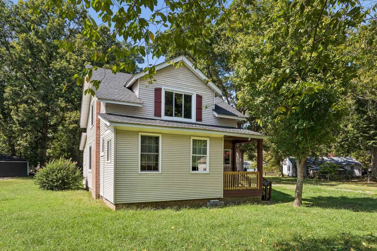 144 Nelson Dr - Photo 3 of 48