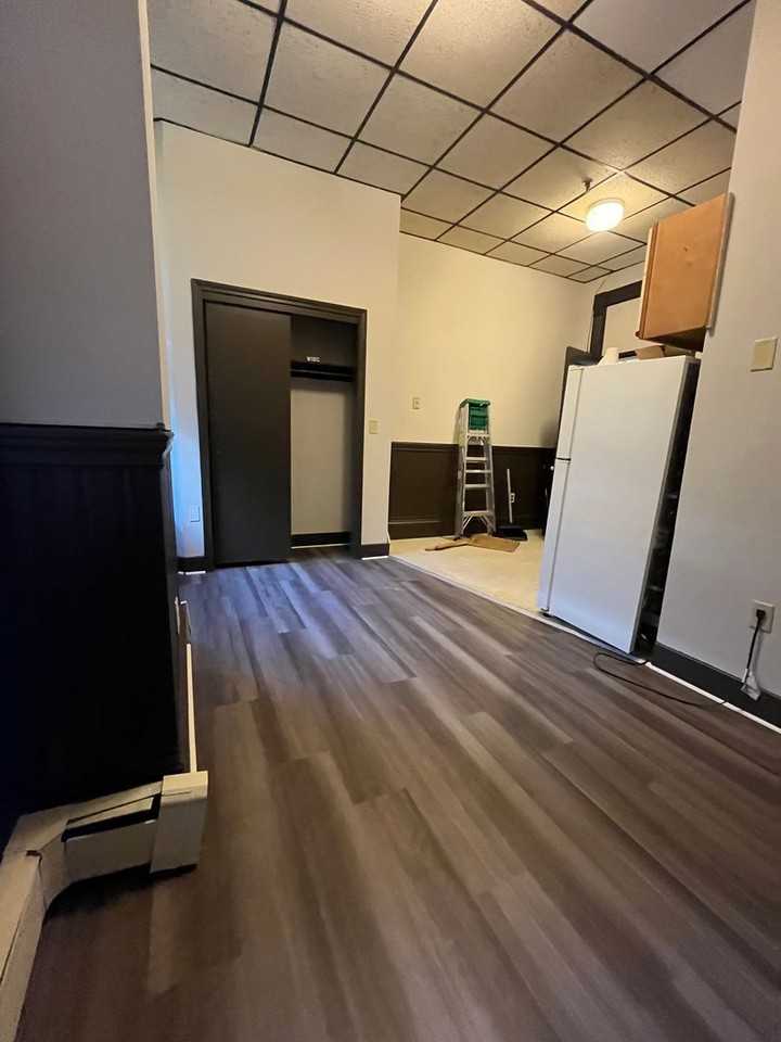 11 Main St #11 - Photo 2 of 6