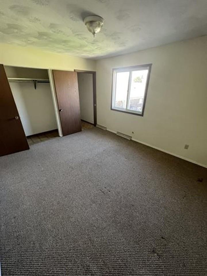 Powers Court - Photo 3 of 16