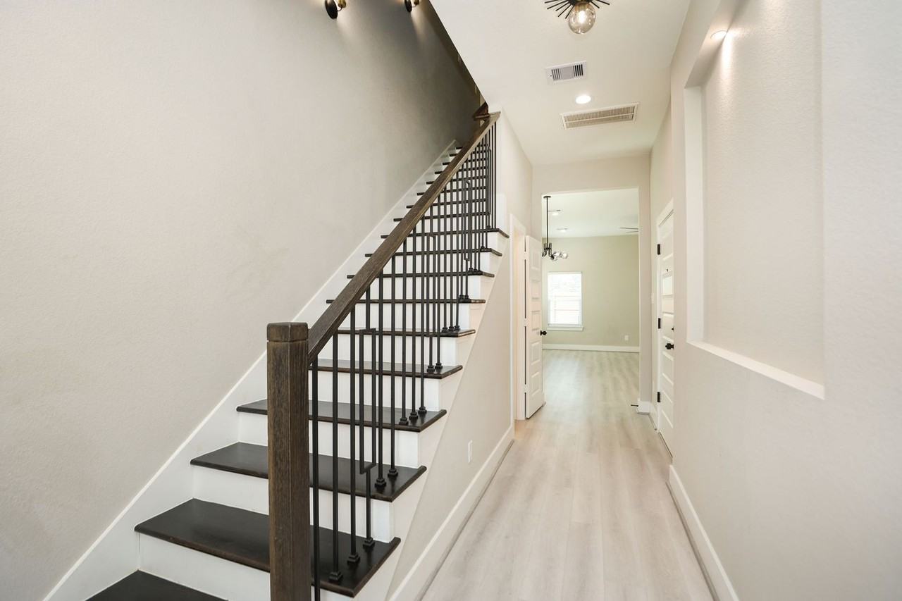 3126 Erica Ln #A - Photo 3 of 17