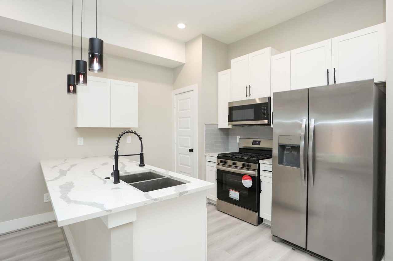 3126 Erica Ln #A - Photo 5 of 17