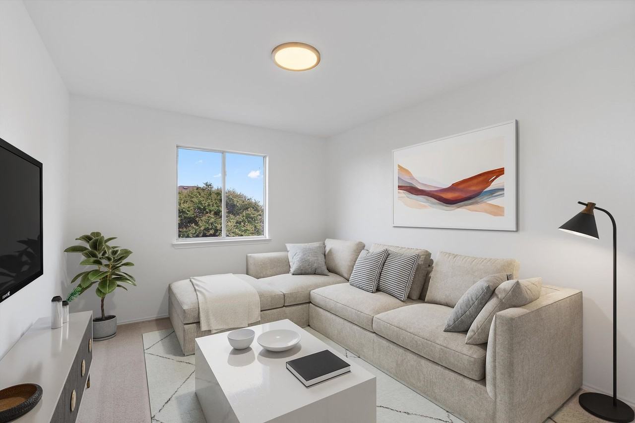 13505 Lismore Ln - Photo 4 of 36