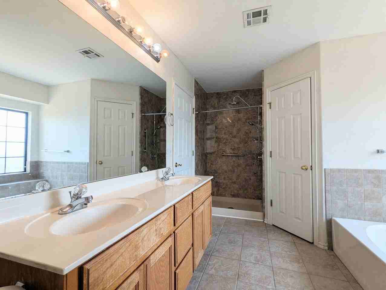 2612 Deer Run Dr - Photo 7 of 15