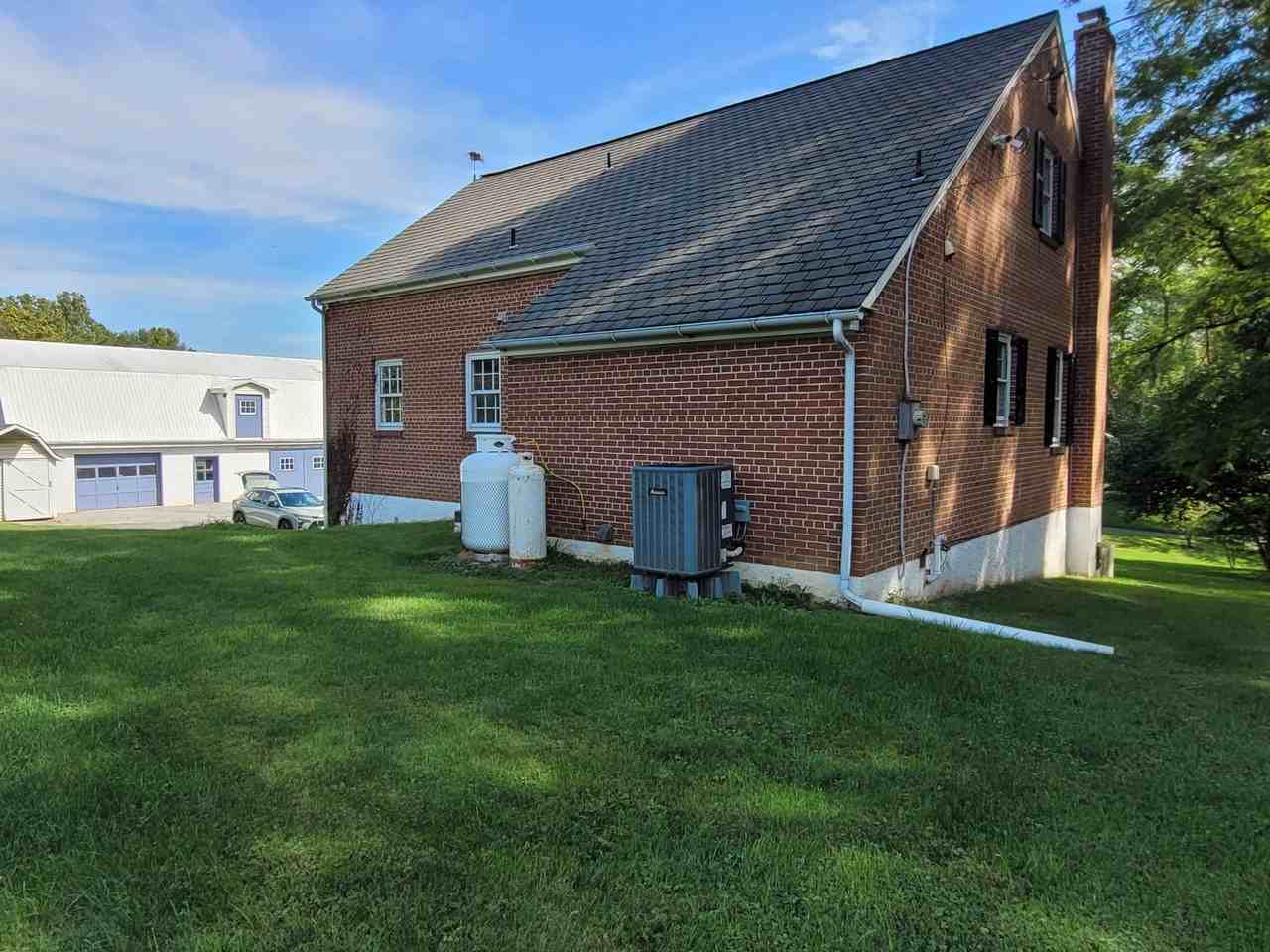 131 Pinetown Rd - Photo 6 of 49
