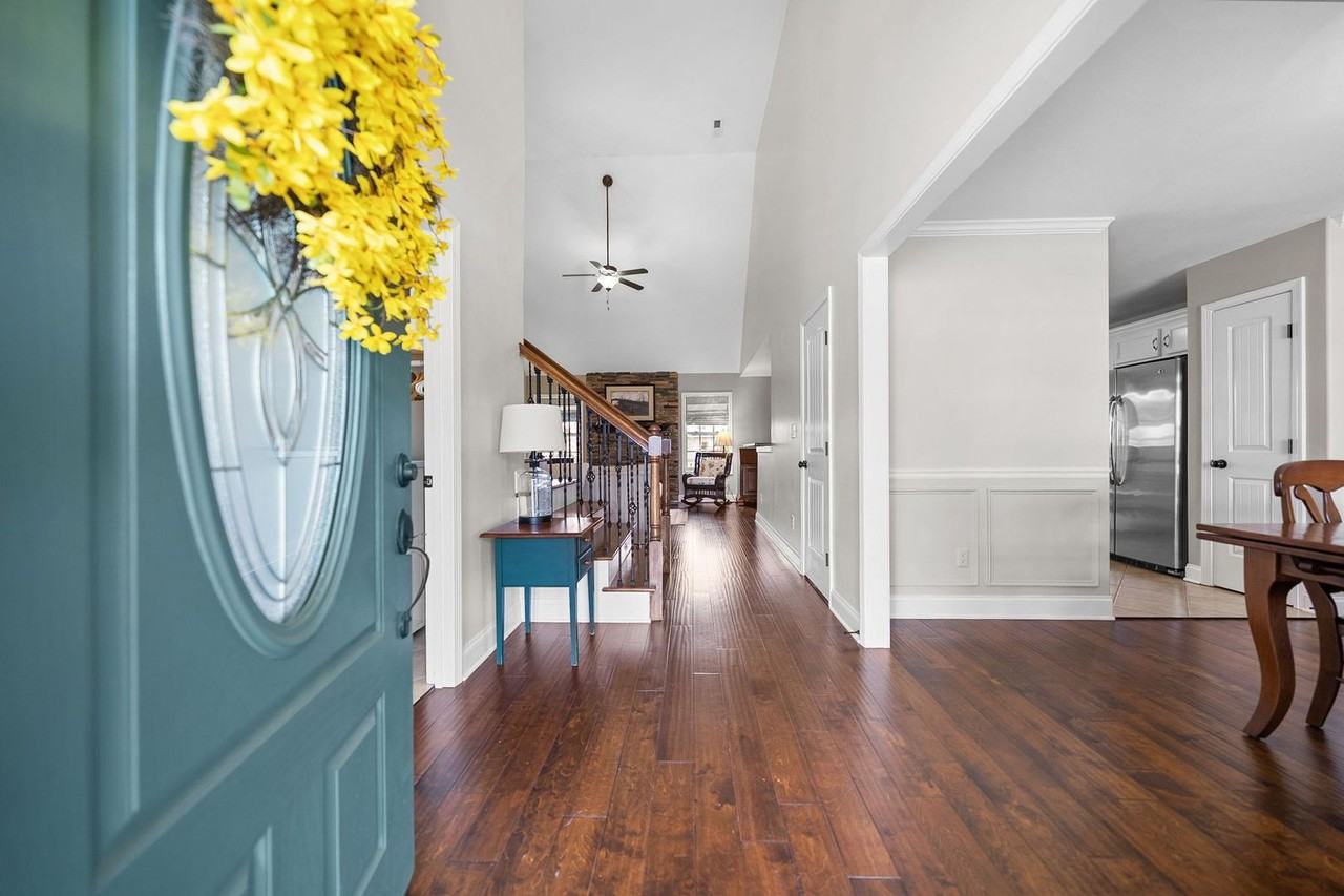 1141 Old Duke Dr - Photo 4 of 50