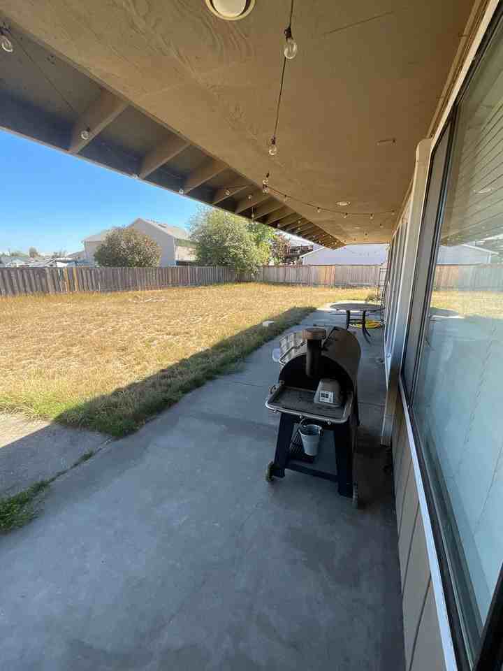 9018 Andes Ct Se - Photo 5 of 36