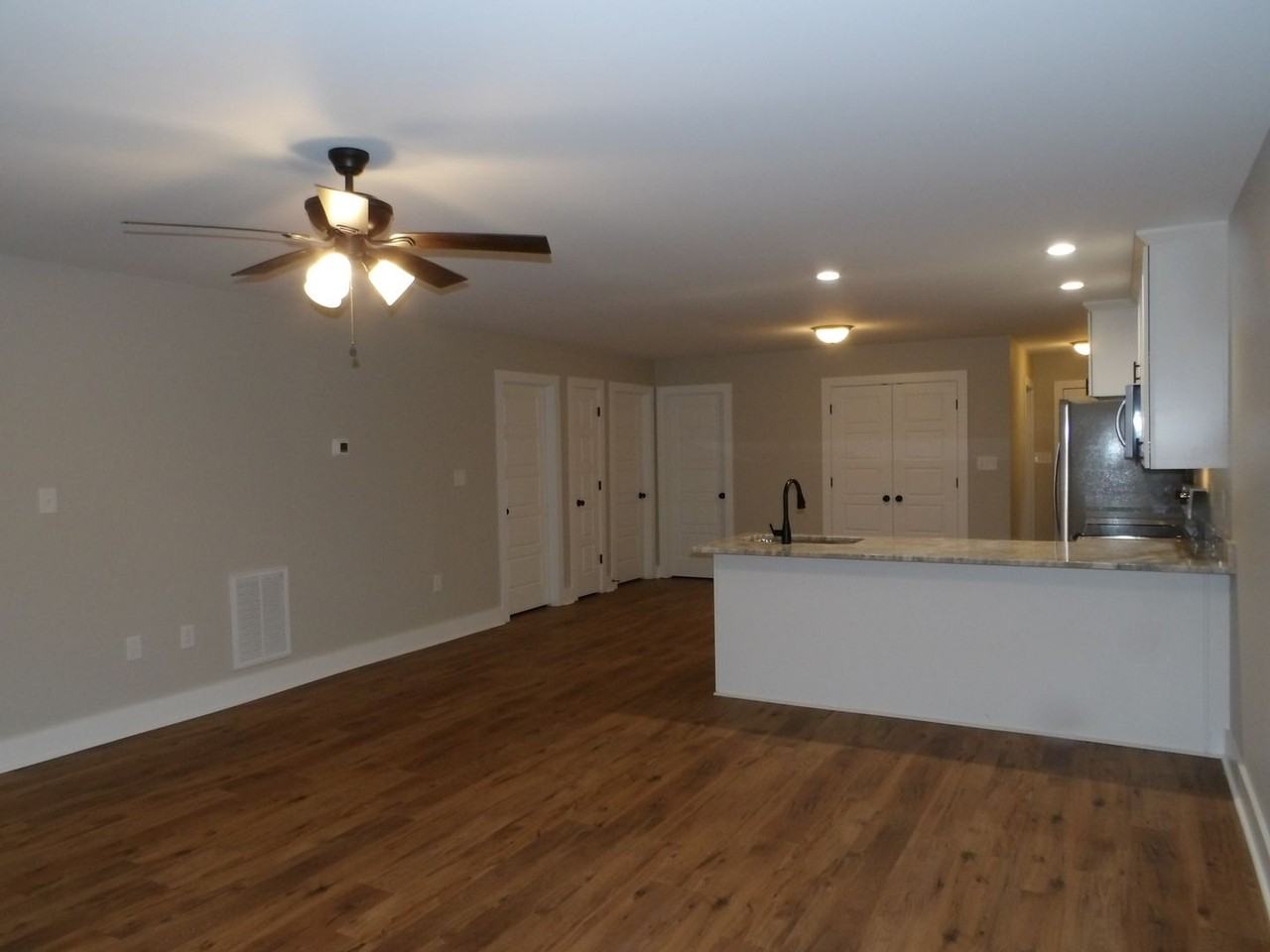 4500 Baxter Rd - Photo 3 of 18