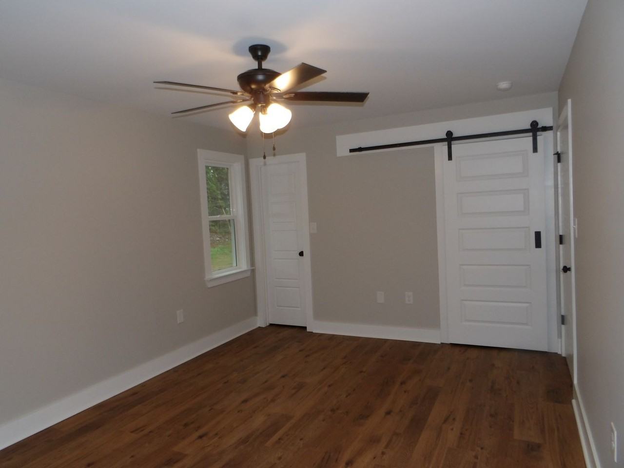 4500 Baxter Rd - Photo 7 of 18