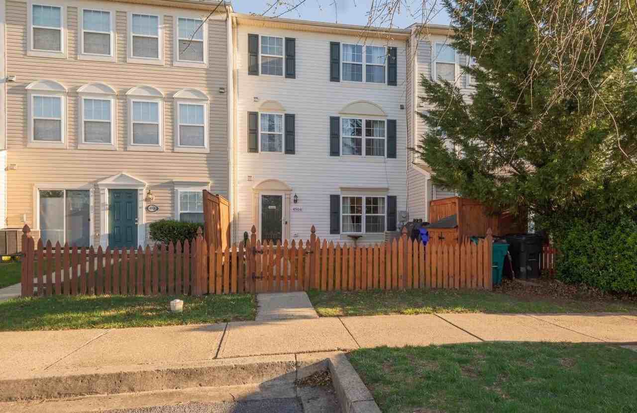 4904 Whitney Ter - Photo 2 of 34