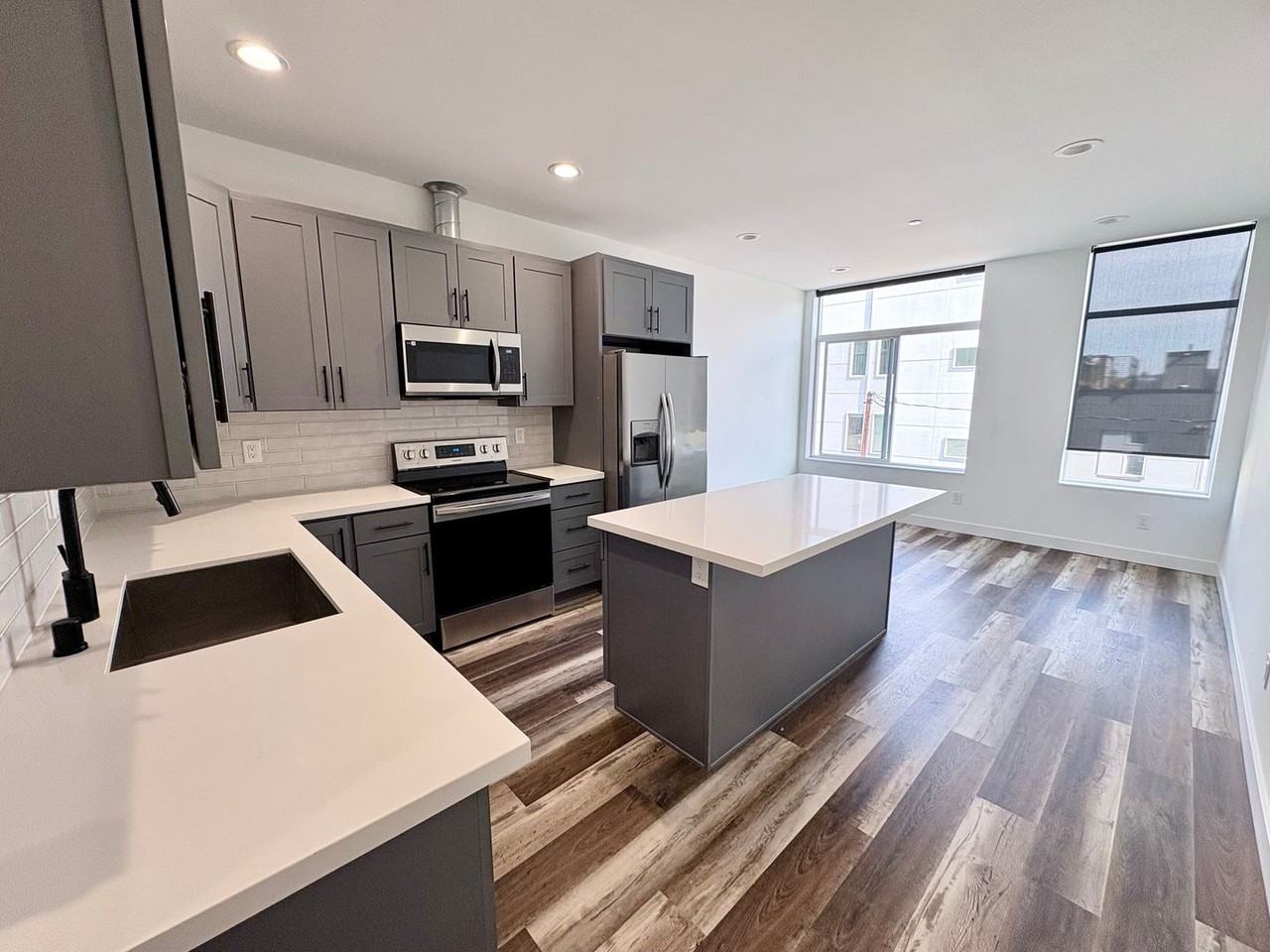 3026 Sw Charlestown St #C2 - Photo 2 of 18