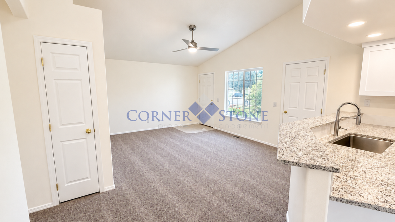 807 E Cottage Ave - Photo 6 of 17