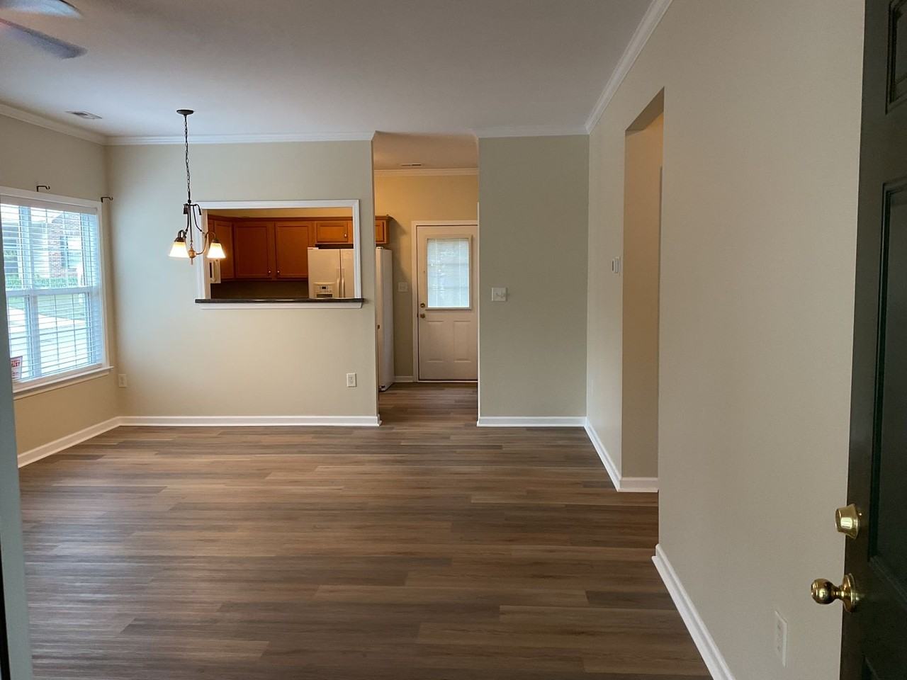 1724 Clemmon Sanders Cir - Photo 3 of 10