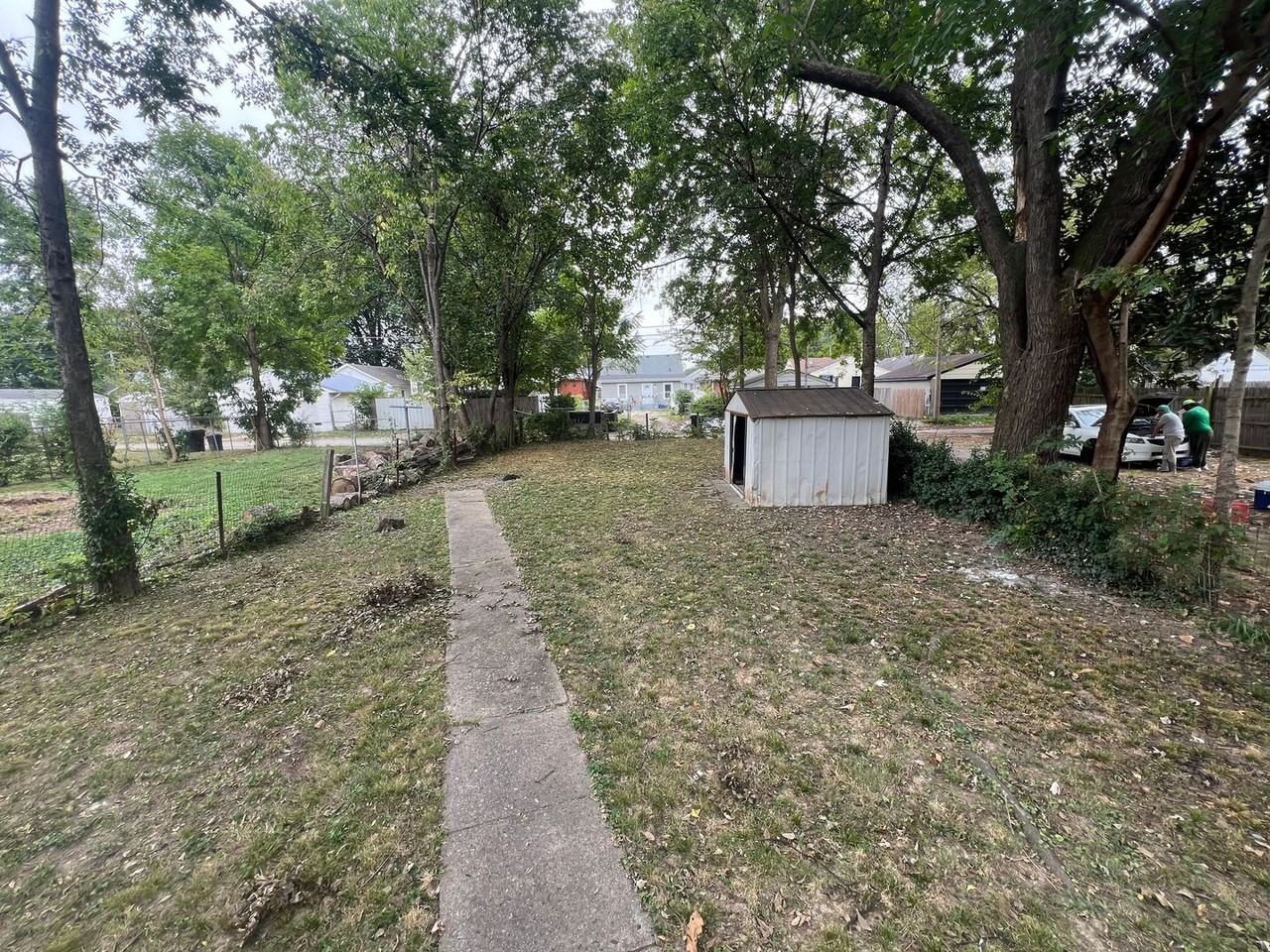 3719 Kahlert Ave - Photo 3 of 14