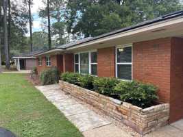 featured image of 3819 Marie Cook Dr