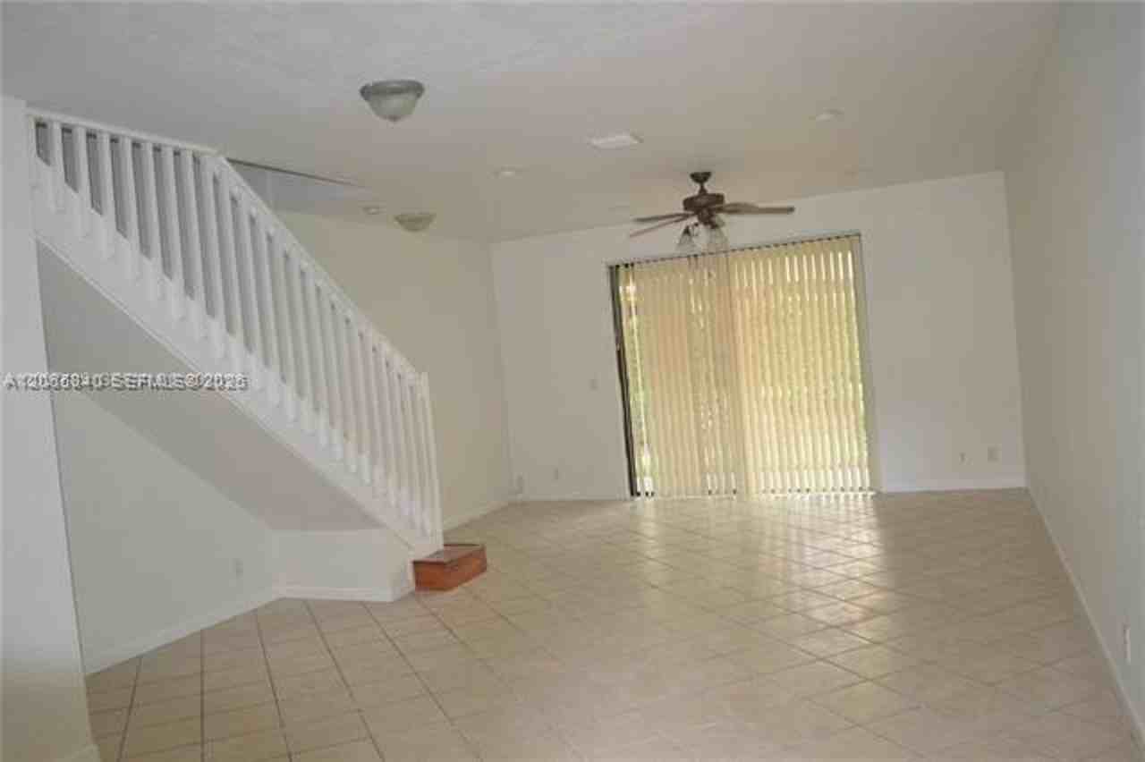 3973 3973 Orange Tree Ln th 3973 - Photo 4 of 16