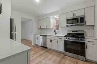 133 S Joslyn Dr - Photo 1 of 1